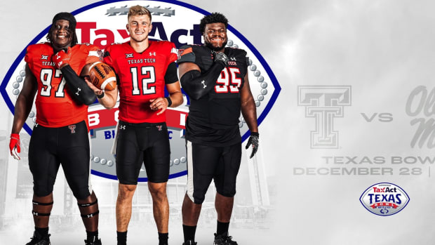 TexasBowlAnnouncement_OleMiss
